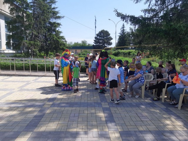 den zashiti detei 06